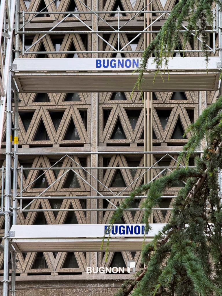 L'Aula Magna avec Bugnon échafaudage